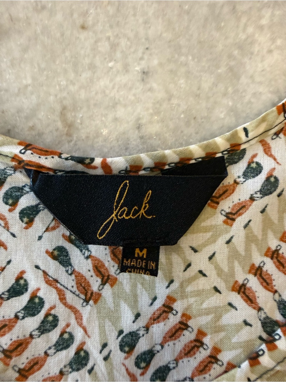 JACK by BB Dakota Sleeveless Flowy Top with cute print - Picture 2 of 9